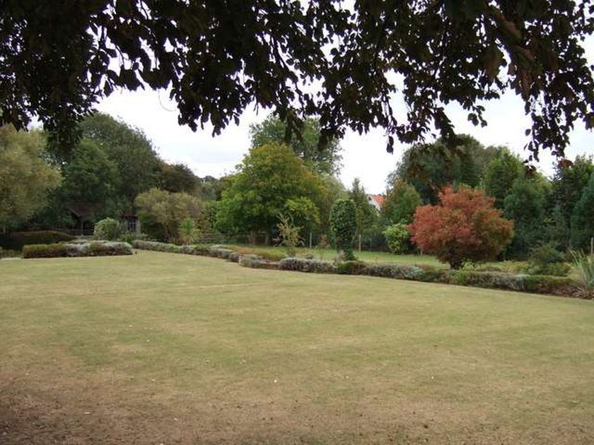 Heacham gardens